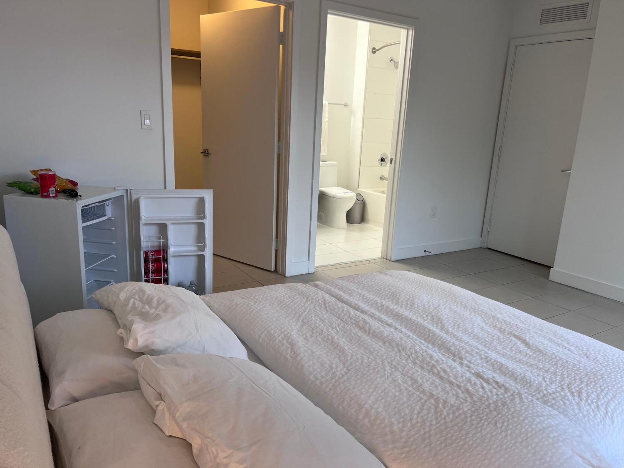 Master Bed Room In Calle Ocho Miami Esterno foto